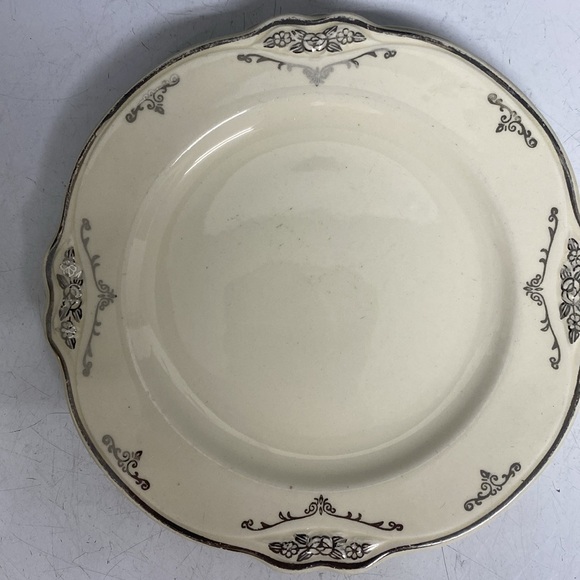 Homer Laughlin Silver Virginia Rose Patrician Bread and Butter Plates Set of Six - Picture 7 of 16